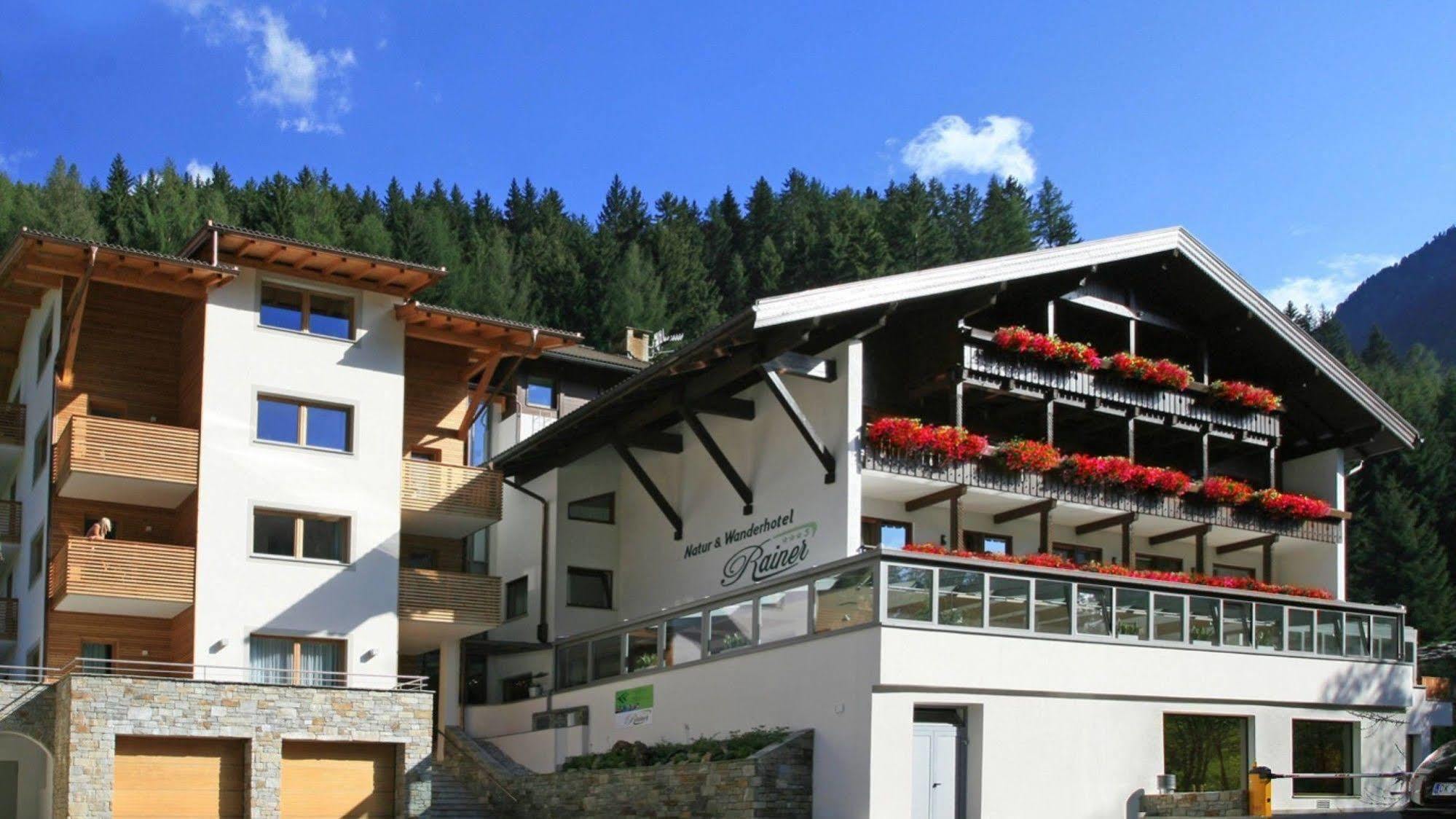 Naturhotel Rainer Racines Exterior foto