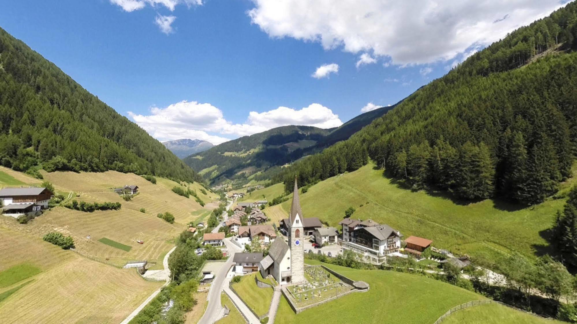 Naturhotel Rainer Racines Exterior foto